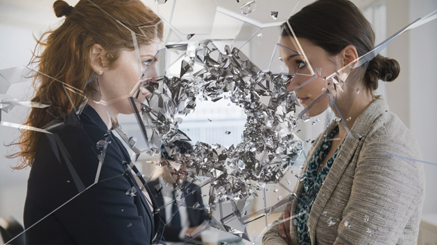 Подарен часовник приключени отношения