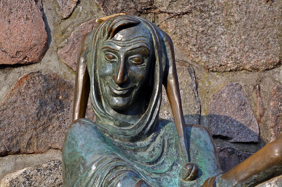 Наказание за астролози и клиенти