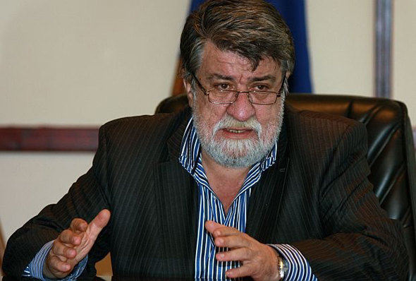 Астропортрет на Вежди Рашидов - министър на културата